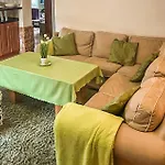 4 Bedroom Cozy In *