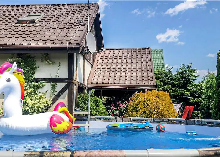 Сasa de vacaciones 4 Bedroom Cozy In *